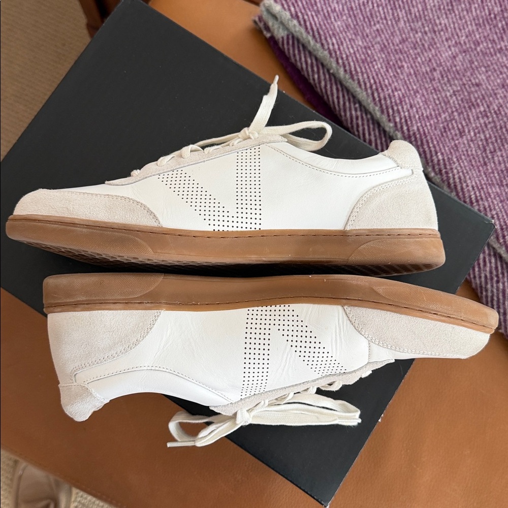 Vionic Spot Shoe - image 5